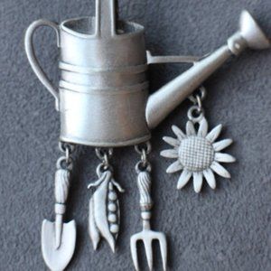 JJ Gardener's Brooch, Can Pin Brooch Lapel Garden